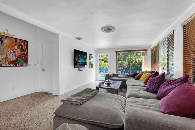 9325 NE 5th Avenue, Miami Shores, FL 33138
