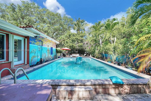 9325 NE 5th Avenue, Miami Shores, FL 33138