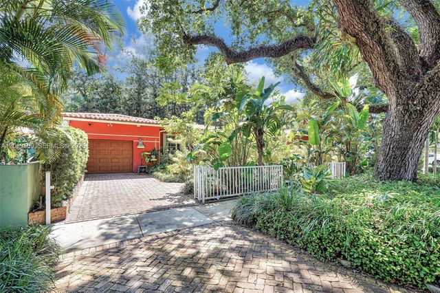9325 NE 5th Avenue, Miami Shores, FL 33138