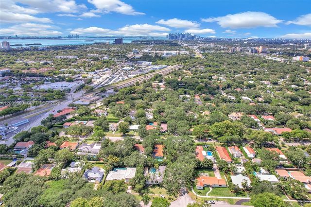 9325 NE 5th Avenue, Miami Shores, FL 33138