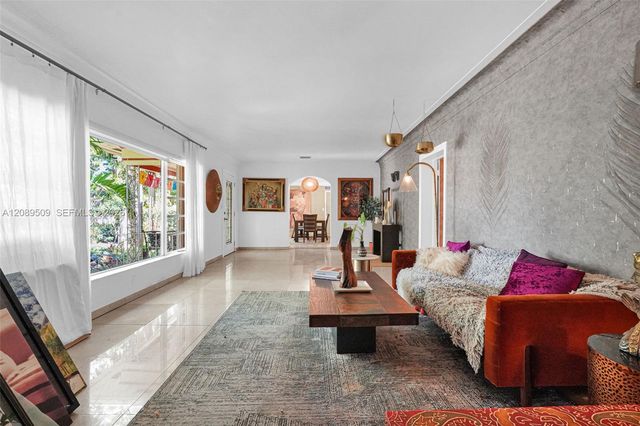 9325 NE 5th Avenue, Miami Shores, FL 33138