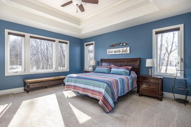 405 WOODFIELD PRAIRIE WAY, Hobart, WI 54155