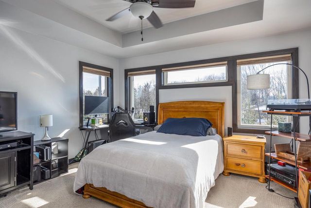 405 WOODFIELD PRAIRIE WAY, Hobart, WI 54155