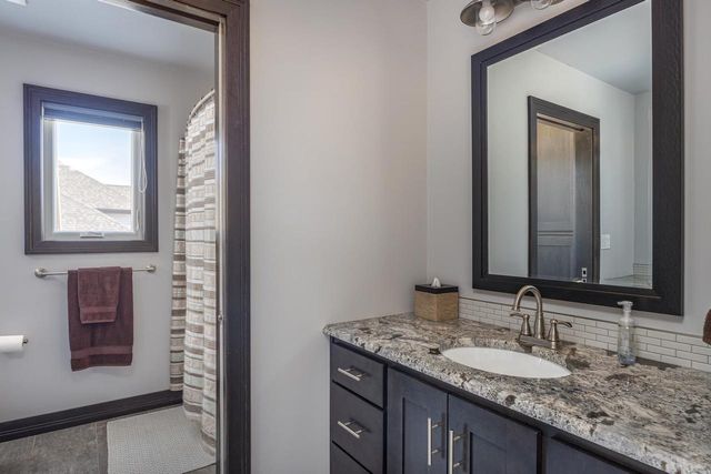 405 WOODFIELD PRAIRIE WAY, Hobart, WI 54155