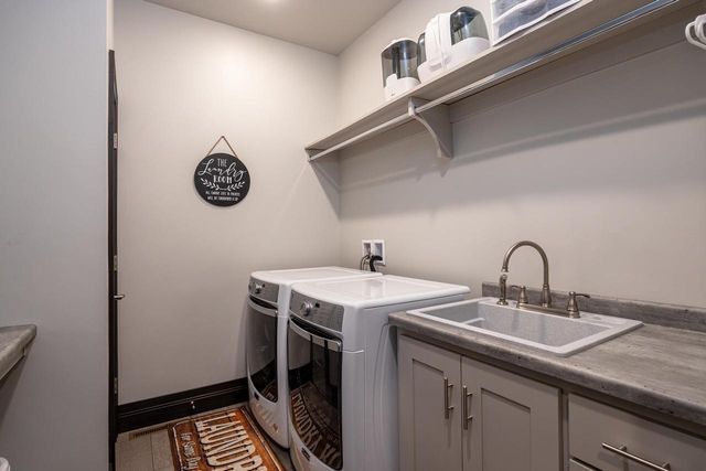 405 WOODFIELD PRAIRIE WAY, Hobart, WI 54155