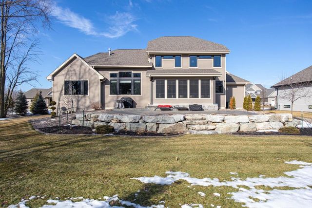 405 WOODFIELD PRAIRIE WAY, Hobart, WI 54155