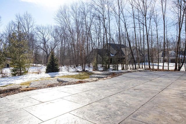 405 WOODFIELD PRAIRIE WAY, Hobart, WI 54155