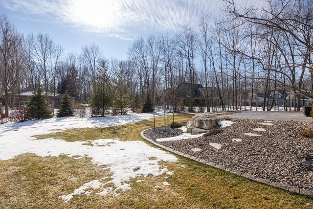 405 WOODFIELD PRAIRIE WAY, Hobart, WI 54155