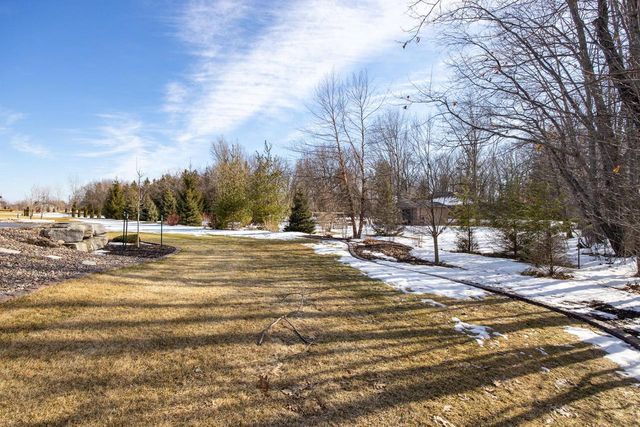 405 WOODFIELD PRAIRIE WAY, Hobart, WI 54155