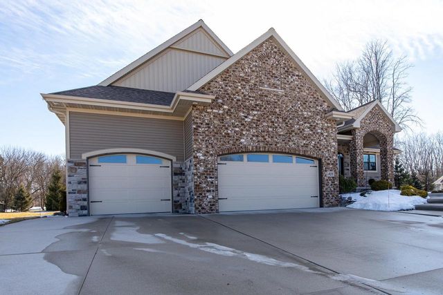 405 WOODFIELD PRAIRIE WAY, Hobart, WI 54155