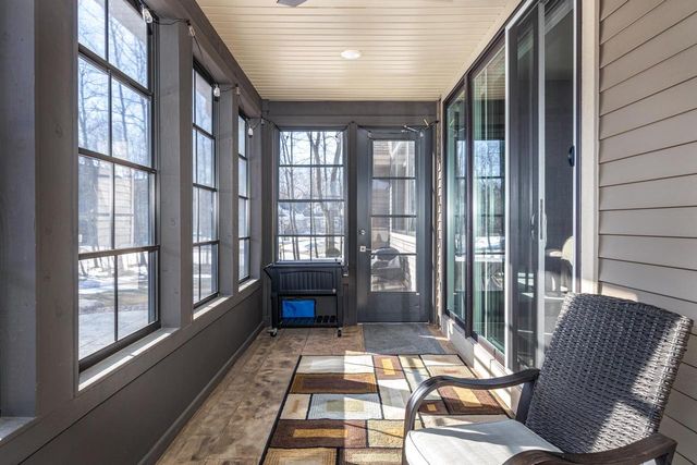 405 WOODFIELD PRAIRIE WAY, Hobart, WI 54155