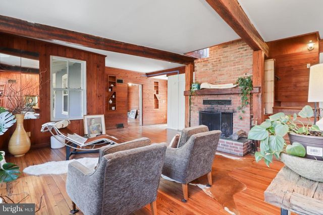 206 GROVE AVE, Washington Grove, MD 20880