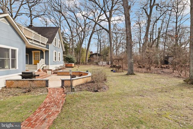 206 GROVE AVE, Washington Grove, MD 20880