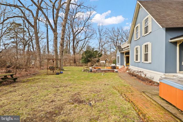 206 GROVE AVE, Washington Grove, MD 20880