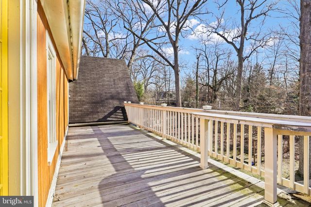 206 GROVE AVE, Washington Grove, MD 20880