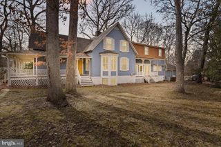 206 GROVE AVE, Washington Grove, MD 20880