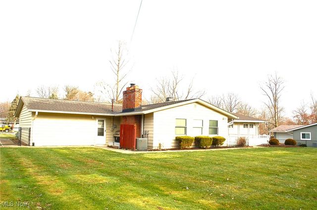 6626 Hawthorne Drive, Brecksville, OH 44141