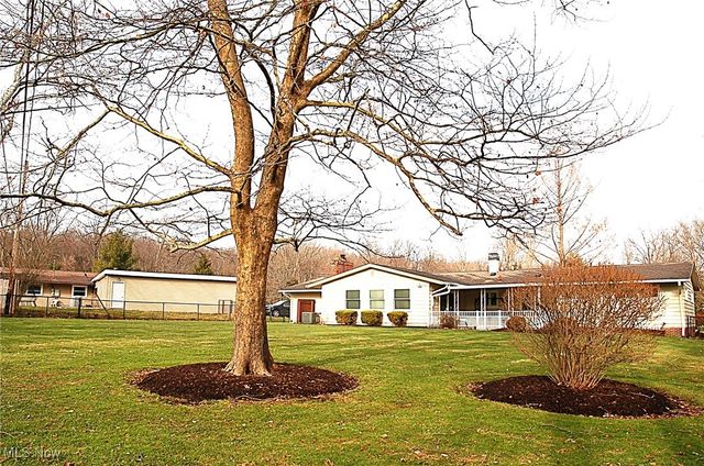 6626 Hawthorne Drive, Brecksville, OH 44141