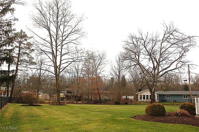 6626 Hawthorne Drive, Brecksville, OH 44141