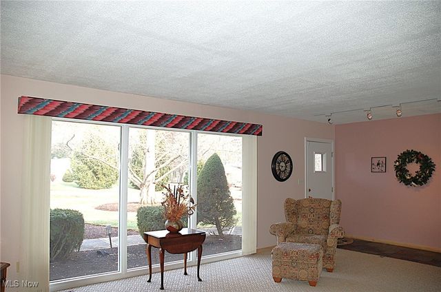 6626 Hawthorne Drive, Brecksville, OH 44141