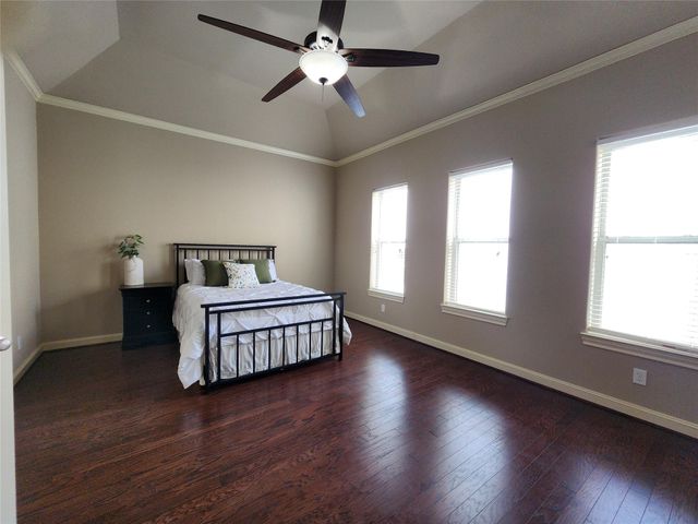 5706 Petty Street, Houston, TX 77007