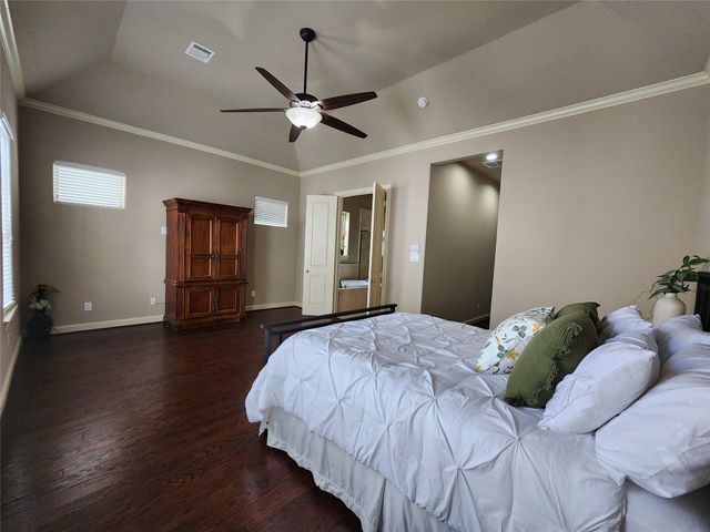 5706 Petty Street, Houston, TX 77007