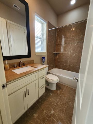 5706 Petty Street, Houston, TX 77007