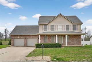 257 Emerald Way, Pontoon Beach, IL 62040