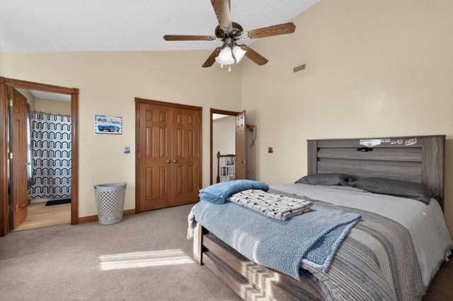 105 Choctaw Drive, Dry Ridge, KY 41035