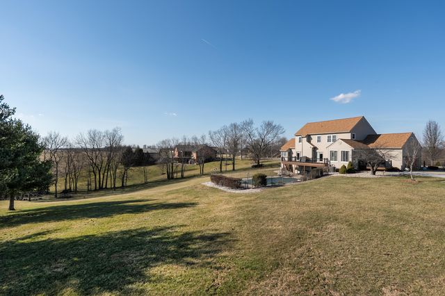 105 Choctaw Drive, Dry Ridge, KY 41035