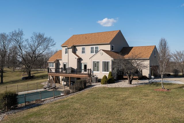 105 Choctaw Drive, Dry Ridge, KY 41035