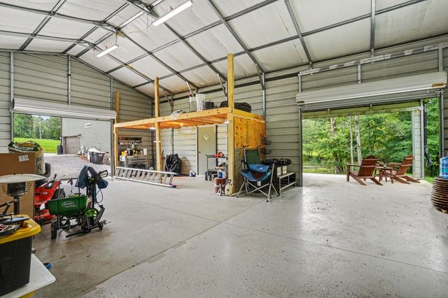 1415 Southside Rd, Southside, TN 37171