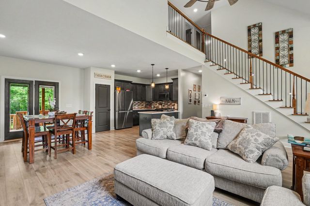 1415 Southside Rd, Southside, TN 37171