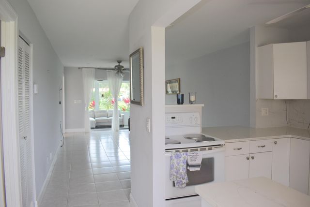 117 Golden River Drive, West Palm Beach, FL 33411
