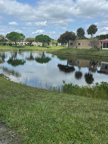117 Golden River Drive, West Palm Beach, FL 33411