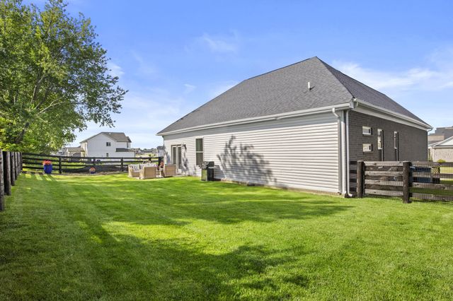 900 Shelburne Way, Nicholasville, KY 40356