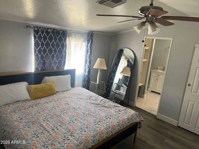 8601 N 71ST Avenue OFC, Glendale, AZ 85301