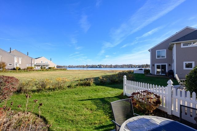 6 Schooner Lane 6, Quincy, MA 02171