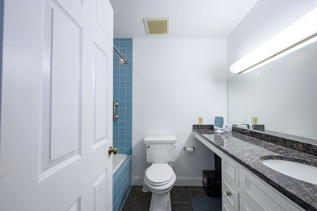 6 Schooner Lane 6, Quincy, MA 02171