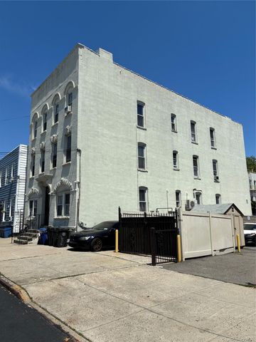 50-35 38th Street, Long Island City, NY 11101