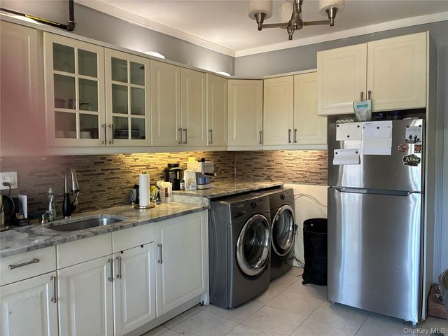 50-35 38th Street, Long Island City, NY 11101