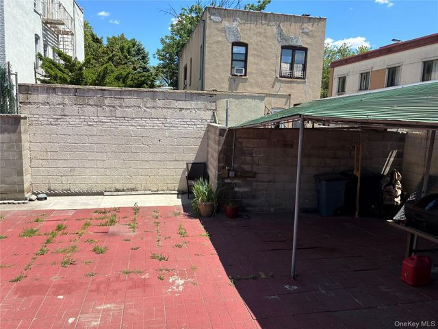 50-35 38th Street, Long Island City, NY 11101