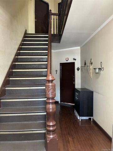 50-35 38th Street, Long Island City, NY 11101