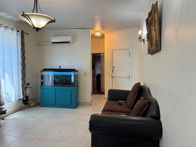 50-35 38th Street, Long Island City, NY 11101
