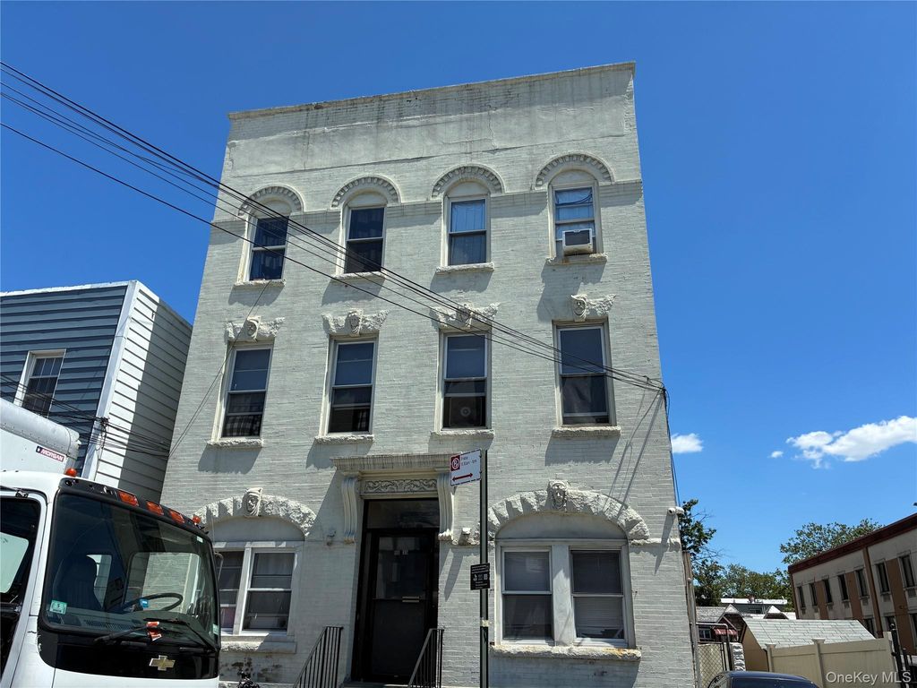 50-35 38th Street, Long Island City, NY 11101