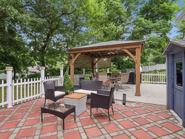20 Burrill St, Saugus, MA 01906