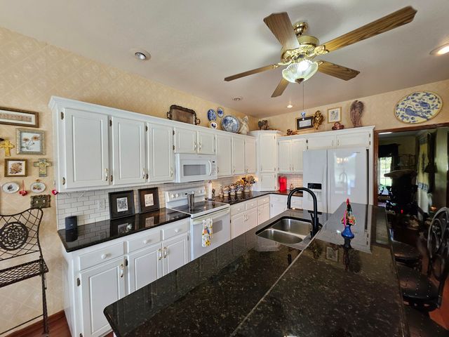 4353 Lawrence 2220, Pierce City, MO 65723