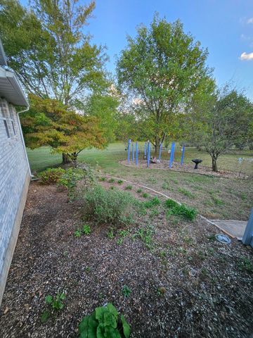 4353 Lawrence 2220, Pierce City, MO 65723