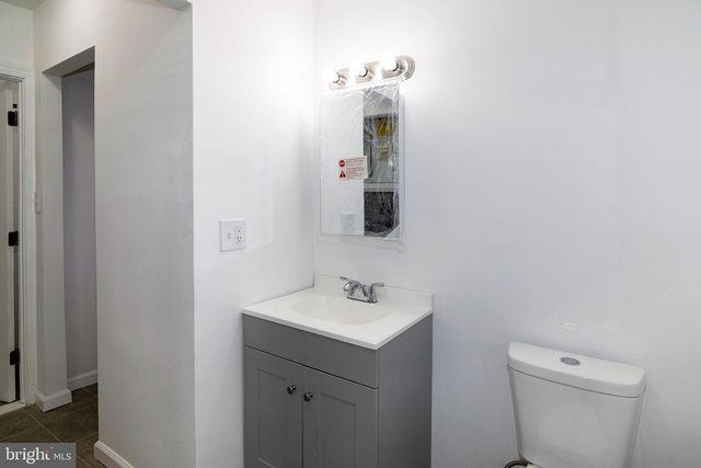 70 HIGHLAND AVE, Sicklerville, NJ 08081