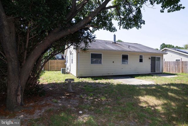 70 HIGHLAND AVE, Sicklerville, NJ 08081